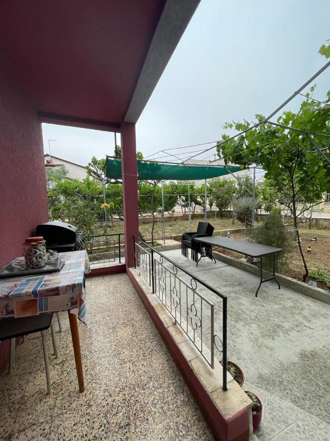 Apartman Pcelica Pula Exterior foto